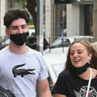 Rocío Flores se distrajo y recibió un fuerte reproche de su novio Manuel “Y así todo el rato…”