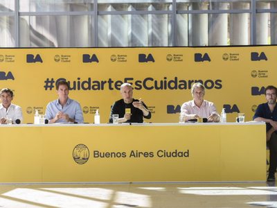 ¡Renunciaron dos funcionarios porteños! Uno de ellos había comprado los barbijos más caros del país