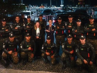 Sheinbaum presume foto con el 2º Batallón de Policía del Ejército de Brasil tras G20