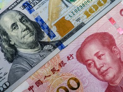 El yuan alcanzó su valor más bajo en 15 años tras la reelección de Xi Jinping