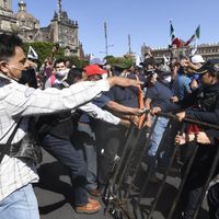 #MarchaDelMillón reúne a 5 mil 700 simpatizantes de AMLO