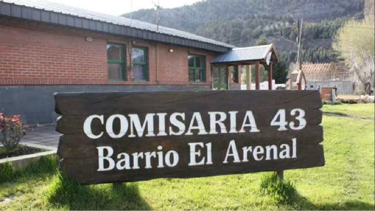 Comisaría 43° de San Martín de los Andes. Fuente: (Facebook)