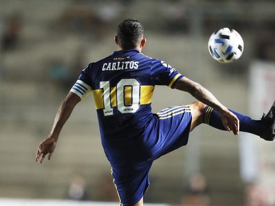 Carlos Tevez rompió el silencio tras el rumor de su salida
