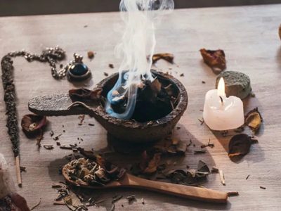 Si sentís que te hicieron mal de ojo, estos 3 rituales astrológicos te ayudarán a eliminarlo rápido y recuperar tu energía