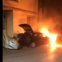 Incendian seis coches en San Pedro, en NL