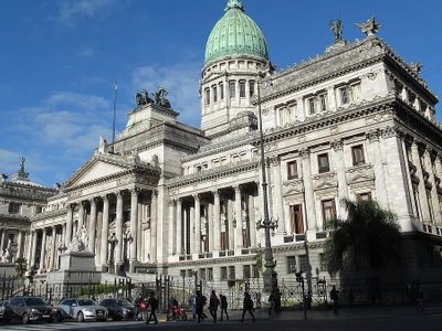 Reforma laboral: analizan llamar a extraordinarias para el 2 de febrero