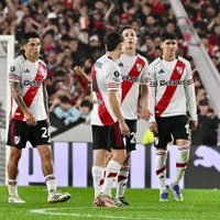 Castigados: los dos juveniles de River que quedaron al margen del duelo ante Atlético Tucumán