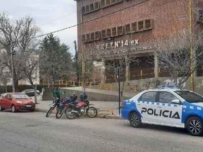 Un sujeto amenazó de muerte a un grupo de alumnos de la EPET N° 14 de Neuquén