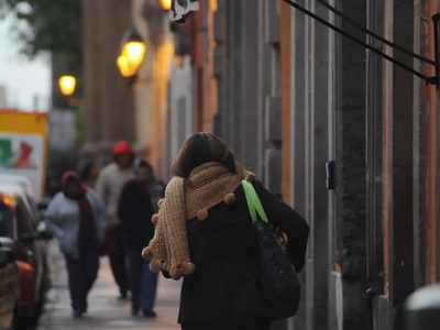 Persistirán bajas temperaturas y lluvias por el frente frío número 19