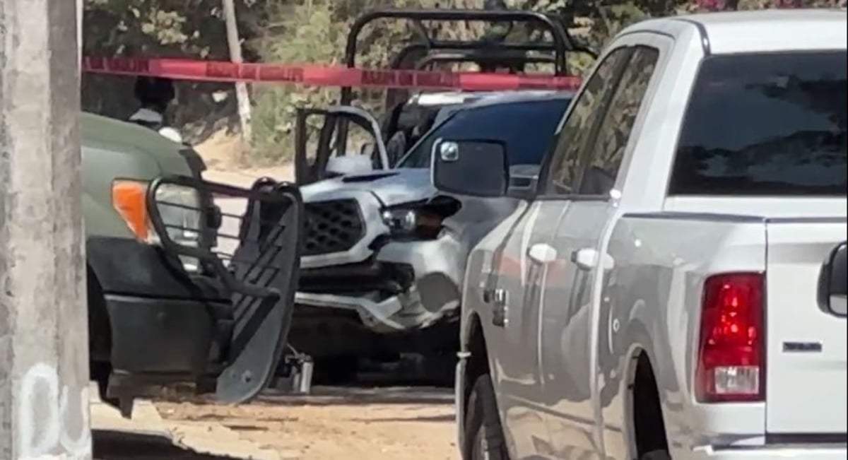 La camioneta en la que viajaban los agresores