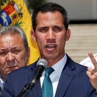 EU ofrece retirar sanciones al alto mando militar venezolano, si reconoce a Guaidó