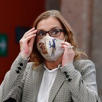 Gutiérrez Müller llama a votar para que "los vivillos" no hagan "las trapacerías que ya conocemos"