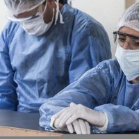 Desobediencia absoluta: infectados con coronavirus se rehúsan al encierro preventivo