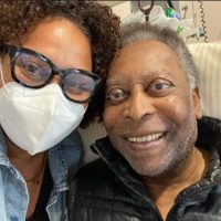 Pelé es hospitalizado de nuevo y esta es la causa