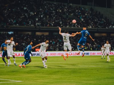 Toluca se impone como visitante ante Pumas (Video)
