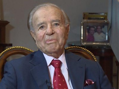Piden que Carlos Menem sea condenado por el atentado a la AMIA