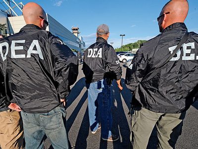Revela funcionario de AMLO: Por "hipocresía de la DEA", el cierre de la SIU