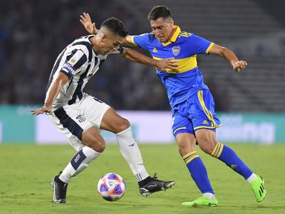 ¿Llega al superclásico?: viene de convertir, se lesionó y puede ser baja en Boca