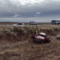 Una familia grave tras volcar en la ruta 237