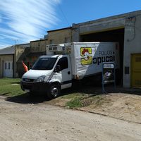 Coronavirus: parte de una planta de pollos es puesta en cuarentena por caso positivo
