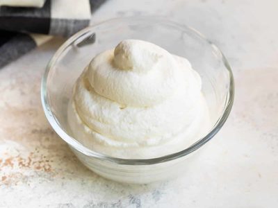 No tires la crema cortada: mirá cómo preparar estos deliciosos bizcochitos con 2 ingredientes
