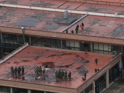 Ecuador: Miles de militares y policías intervienen cárceles, tras una semana de violencia