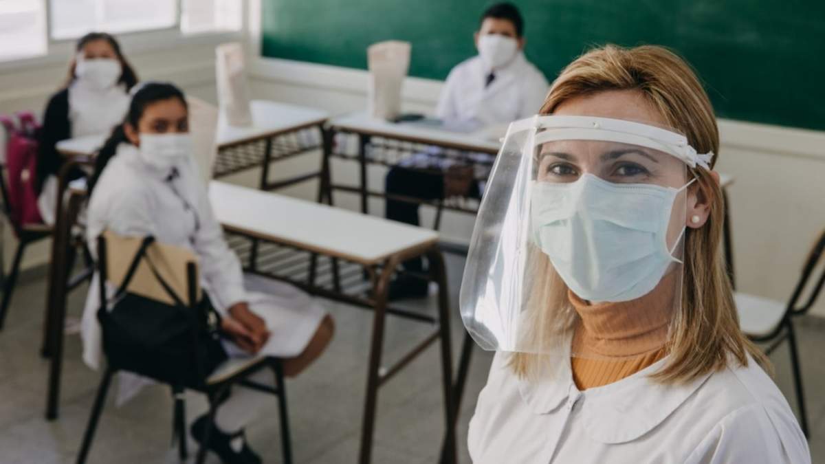 Vuelta a clases en San Juan. Fuente: (Twitter)
