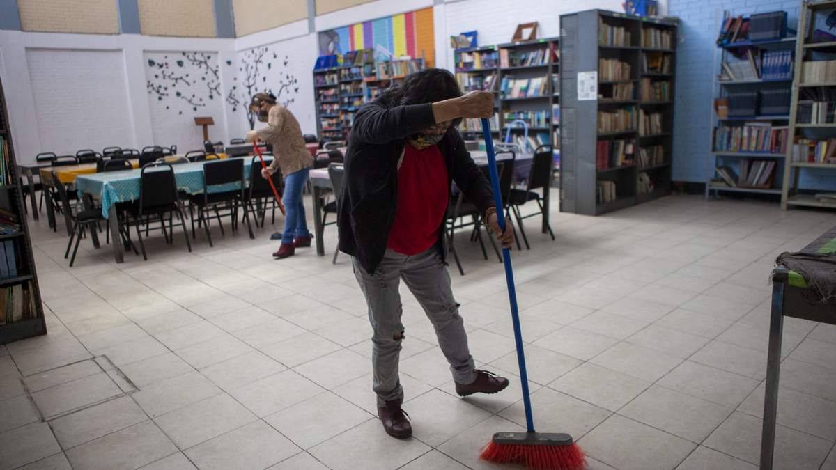 El CEM pidió “fortalecer la infraestructura tecnológica” en las escuelas