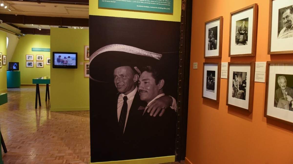 La exposición presentará al público la afición de Monsiváis por el espectáculo nacional