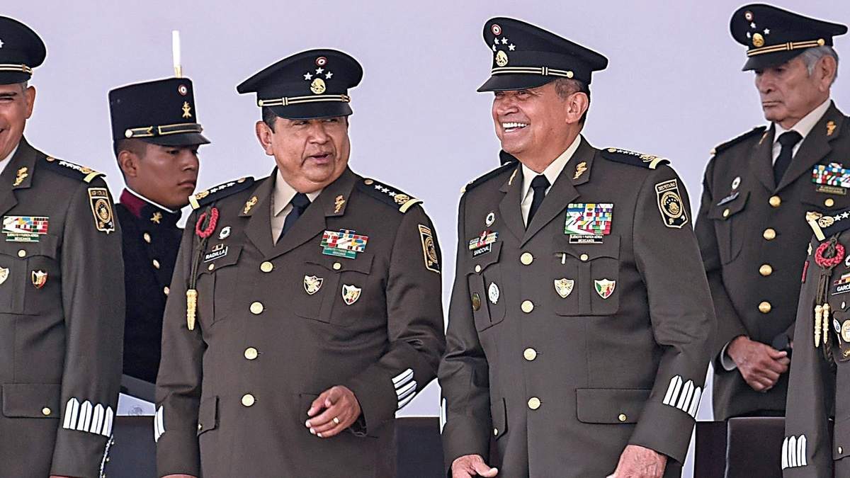 General Sandoval. Renuencia