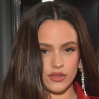 Rosalía revolucionó las redes y se ganó los elogios de Ricky Martin y las hermanas Kardashian