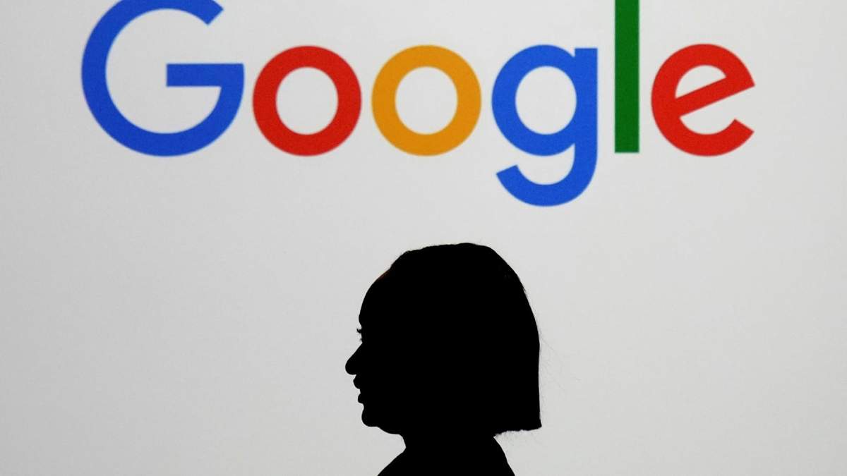 El logo de Google en una feria tecnológica en París el 9 de febrero del 2025