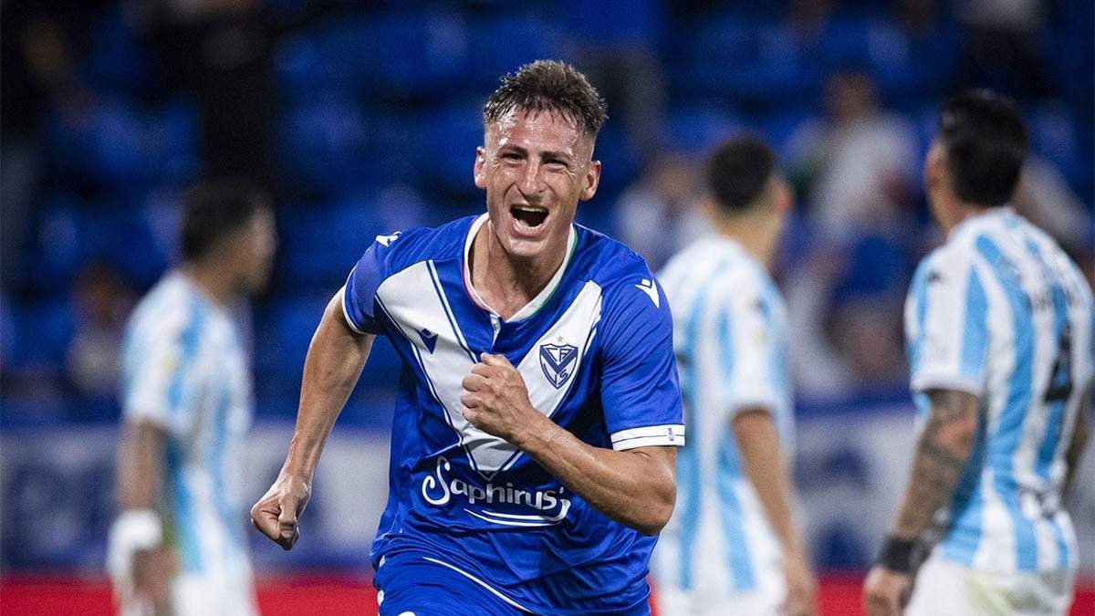 Braian Romero se anotó con dos en la victoria de Vélez.