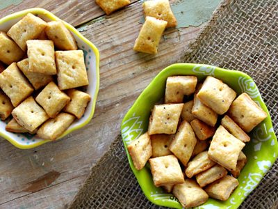 Para el mate o para llevar al colegio: galletitas sabor a pizza, más ricas, baratas y sanas que las compradas