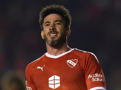 ¿Pablo Pérez se pierde el clásico contra Racing?