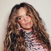 La mejor noticia: Karol G tranquiliza a sus fanáticos con una foto