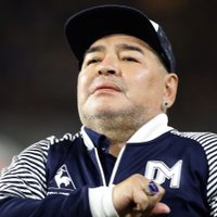 "Espérame en el cielo": Andrés Calamaro, con una desoladora imagen, se despidió de Diego Maradona