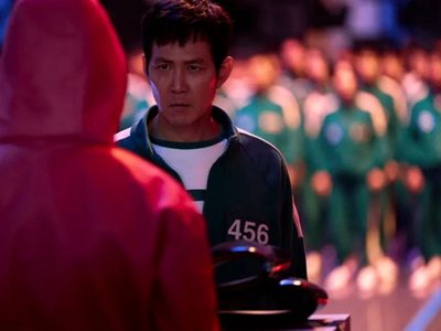El actor de "La reina de las lágrimas" que tiene un icónico personaje en la serie coreana del momento