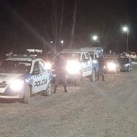 En un operativo conjunto la policía de Neuquén demoró a 13 personas en una toma de San Patricio del Chañar
