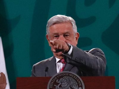 AMLO y su crítica a intelectuales: "una élite completamente separada del pueblo"