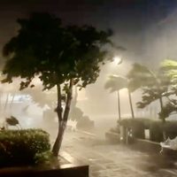 Lidia impacta a Puerto Vallarta, desborda arroyos y provoca más lluvias extraordinarias (Video)