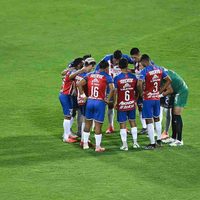 Tres nuevos casos de covid-19 en Chivas antes de que arranque el torneo