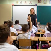 Dos escuelas argentinas están entre las 50 mejores del mundo y compiten por un importante premio