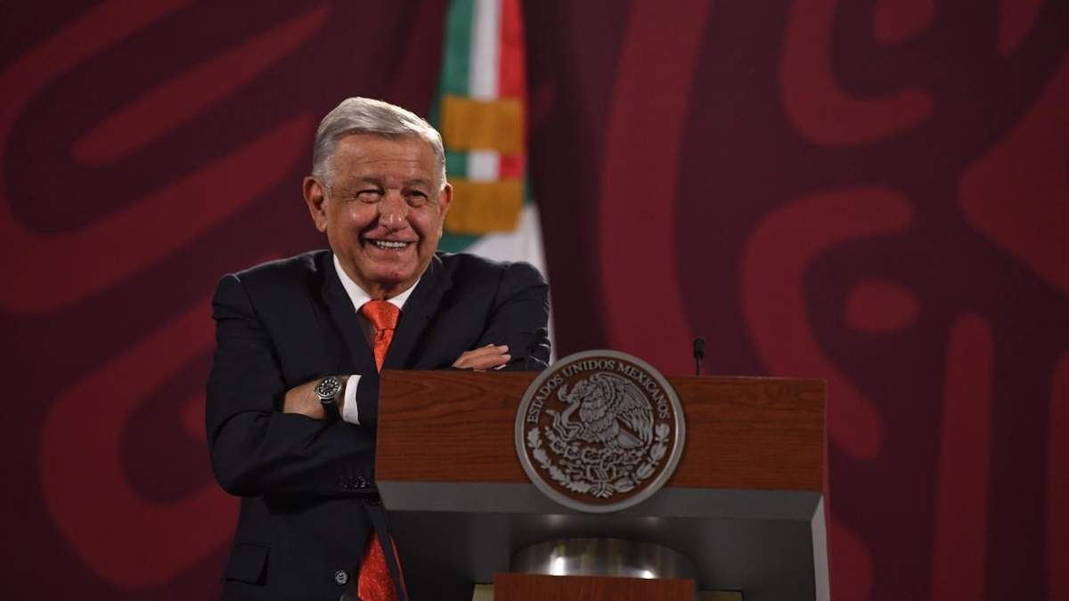 El presidente durante la conferencia matutina