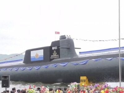 Presume Norcorea nuevo submarino que puede lanzar armas nucleares