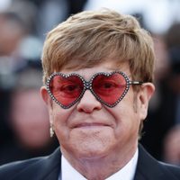 Elton John sorprendió a sus fans con la unión que hizo con el grupo estadounidense "Surfaces"