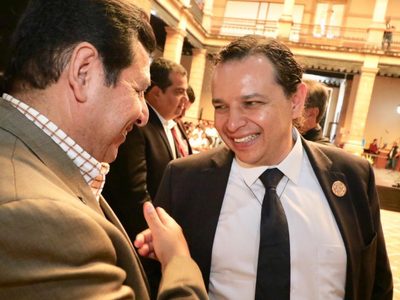 Colima: en la lista de candidaturas de Morena abundan priistas y gente cercana a Indira Vizcaíno