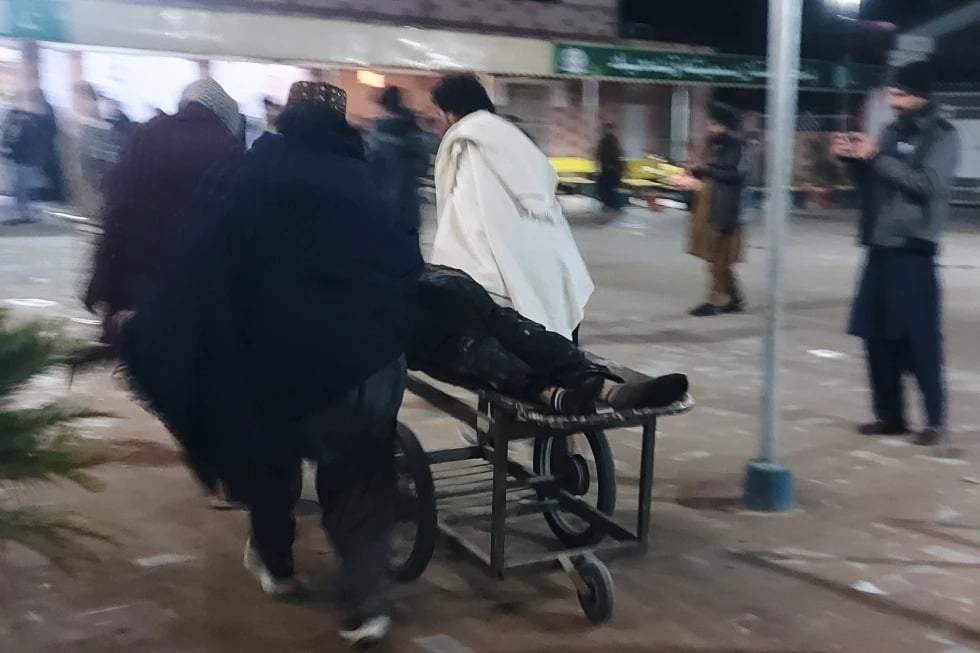 Atacante suicida detonó un chaleco explosivo en una boda en Pakistán; hay 7 muertos y 25 heridos