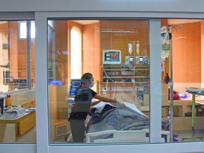 Coronavirus: Neuquén ya fabrica un importante medicamento
