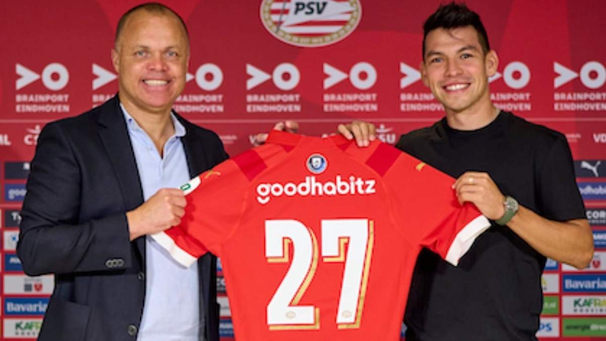 Presentación de Lozano con el PSV